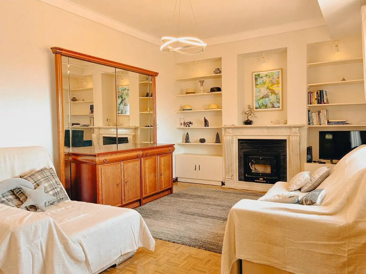 Daire Lisbon River Vista - 2 Bedroom Terrace Retreat